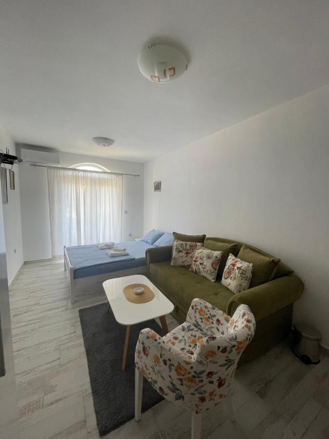 Luna Apartments บุดวา ภายนอก รูปภาพ