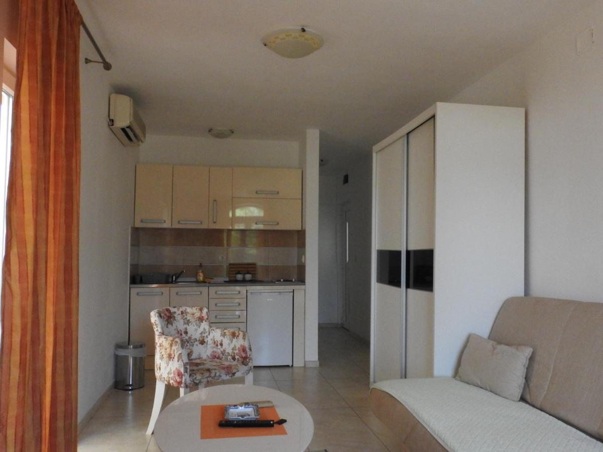 Luna Apartments บุดวา ภายนอก รูปภาพ