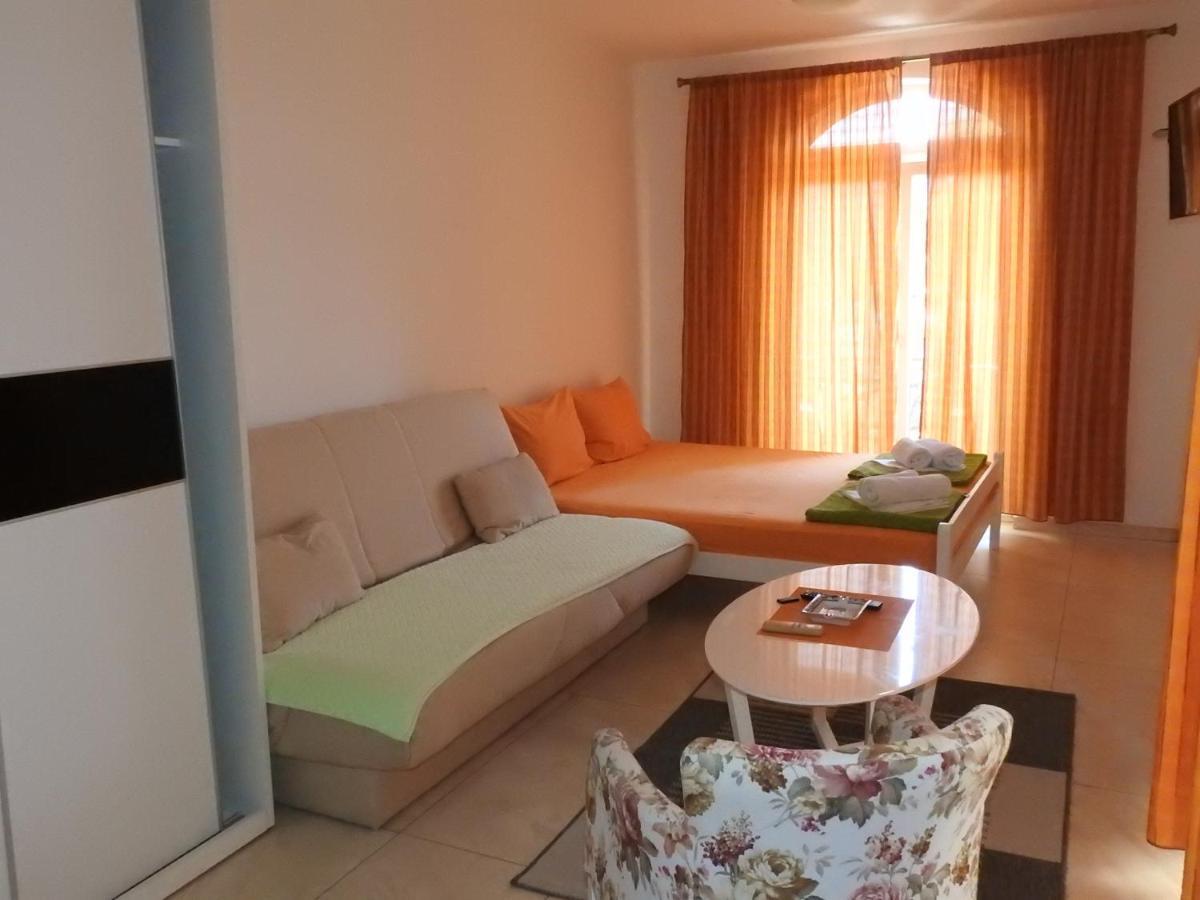Luna Apartments บุดวา ภายนอก รูปภาพ