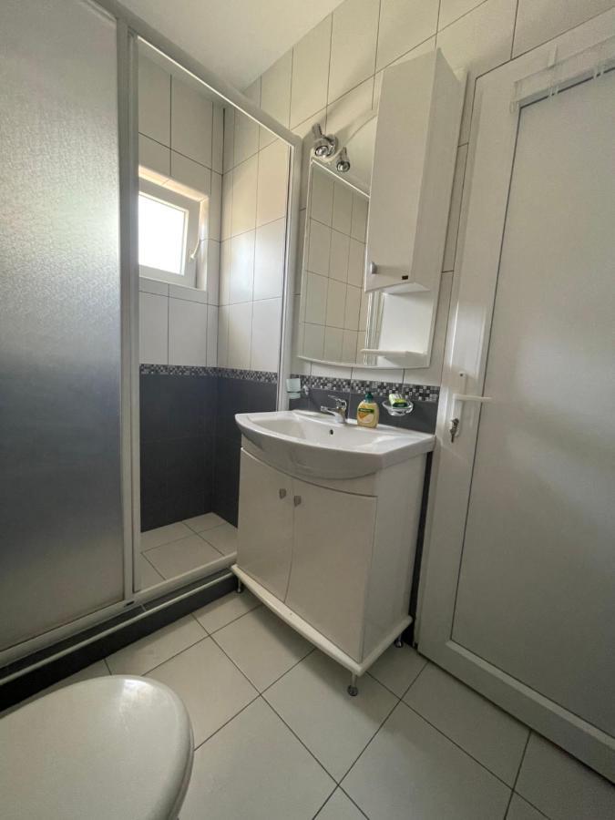 Luna Apartments บุดวา ภายนอก รูปภาพ